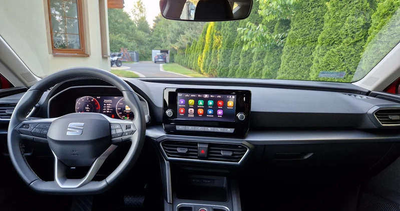 Seat Leon cena 99900 przebieg: 29000, rok produkcji 2022 z Przemyśl małe 254